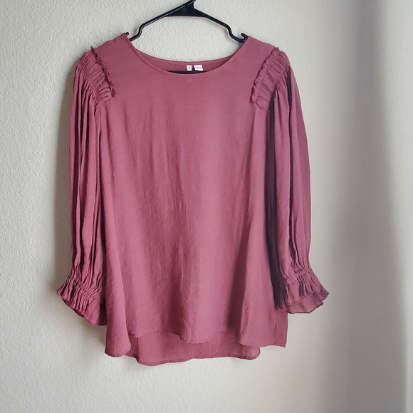 C Est. 1946 Tops - Chic Mauve Blouse with Ruched Sleeves
